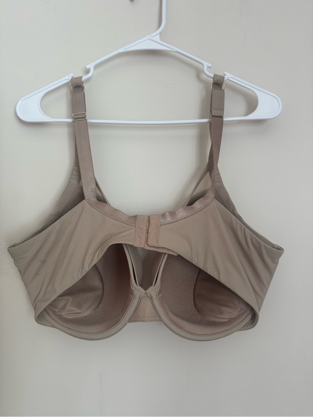 ThirdLove 24/7 Classic Contour Plunge Bra Womens Size 40F Nude Underwire T-Shirt - Picture 2 of 6